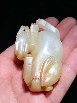 和田玉籽料|明 和田玉籽料 白玉 独角子母兽