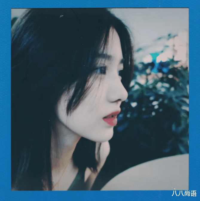 维也纳|继发单曲后，汪曼熙高调与家人去看展，同框6岁醒醒太有姐妹相了