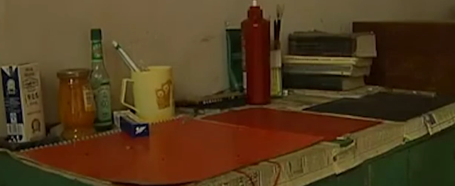 网吧|高材生沉迷游戏，与家人失联10年，病危仍然住在网吧打游戏
