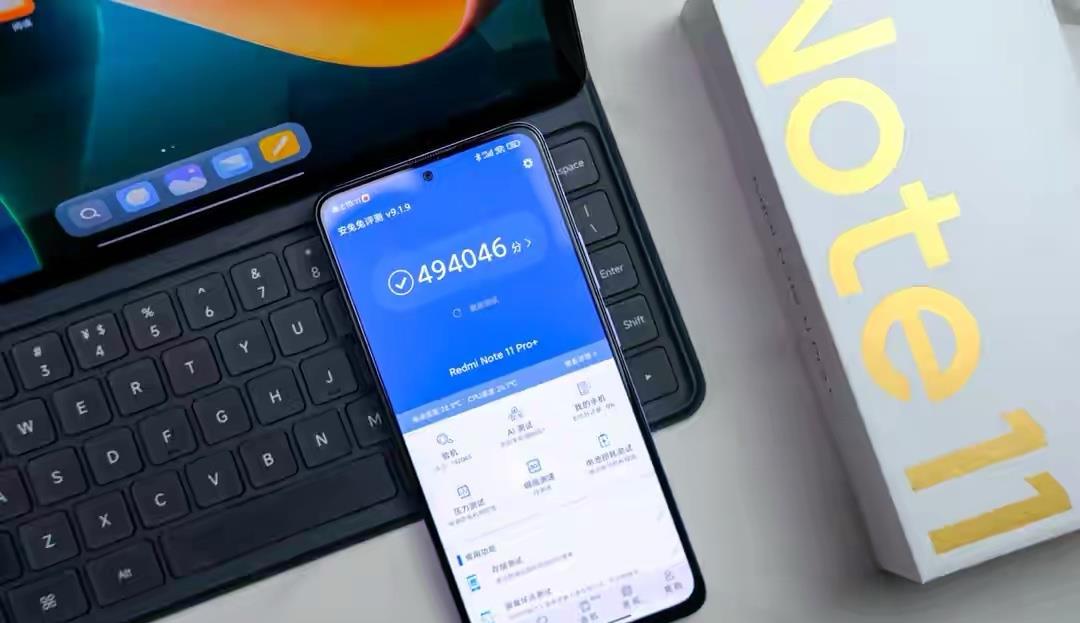 卢伟冰|卢伟冰诚意十足,一亿像素+120W快充,8+256GB版本仅1779元