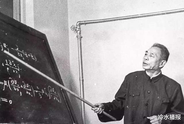 中国爱因斯坦:学生获诺奖,他晚年却在扫厕所,死后也是草草埋葬