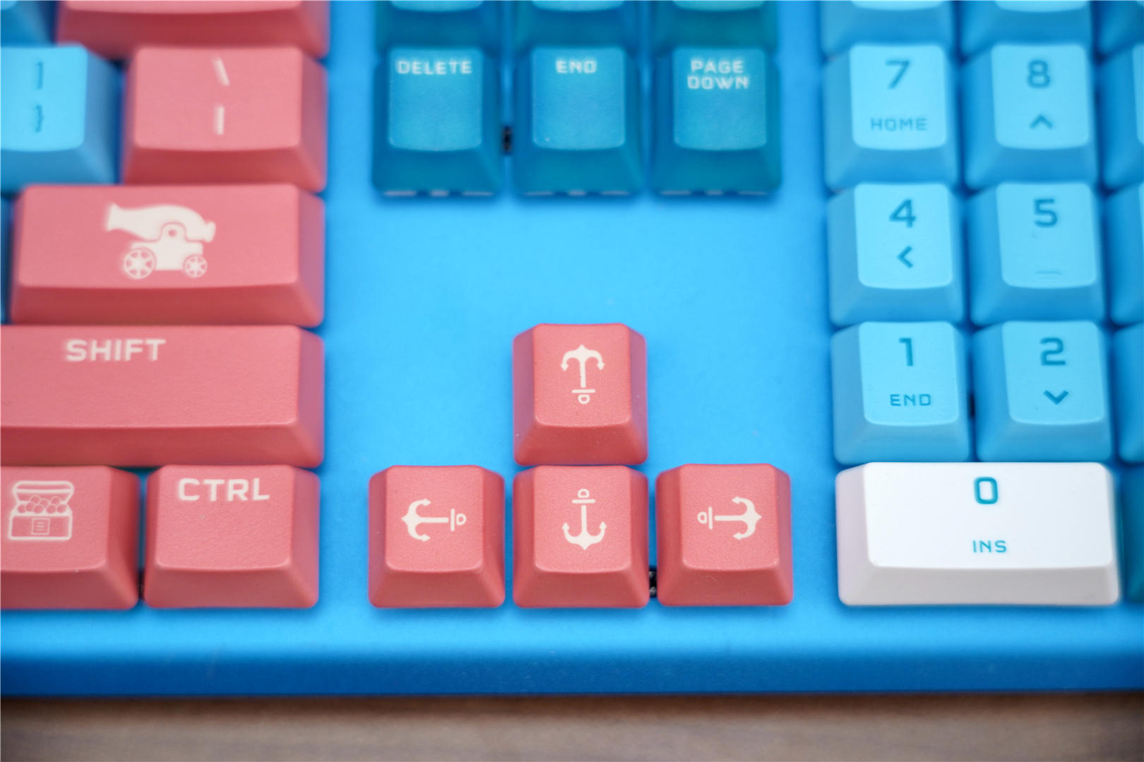 机器人|杰克船长的新“坐骑”,伴你遨游大海,海盗船碧蓝之海机械键盘