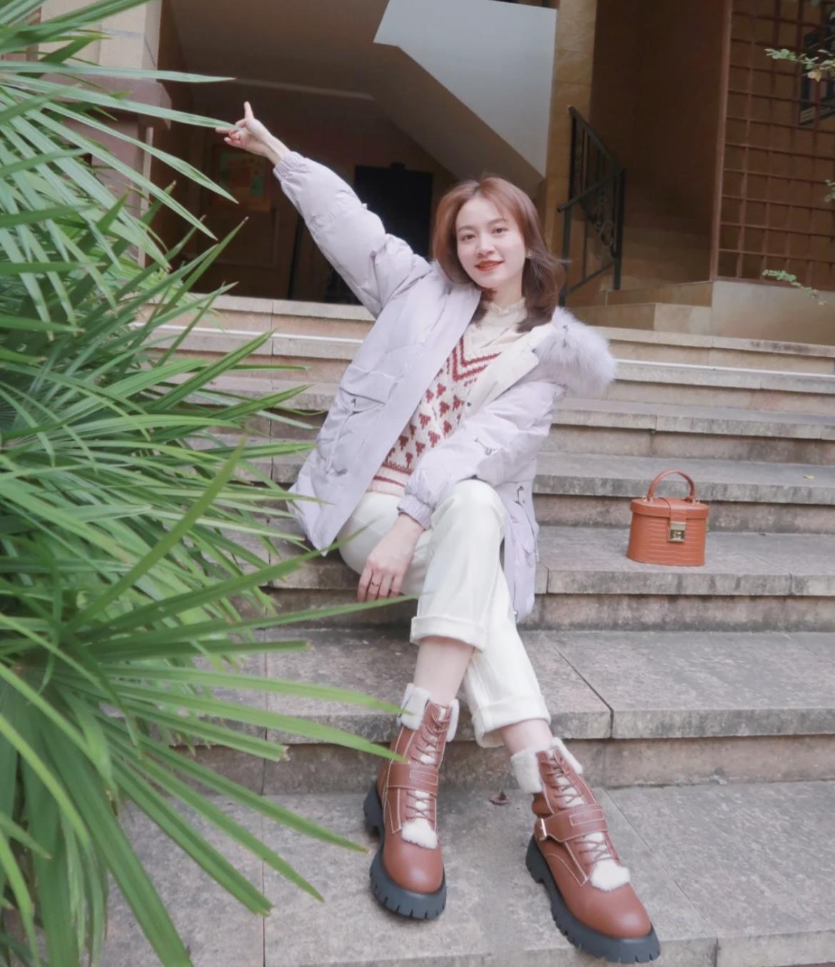 何有强 冬天的第一件“羽绒服”怎么选?有这4款就够了,百搭洋气又保暖