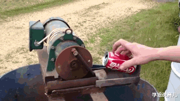 学姐说育儿|忘记把门上锁了,丈母娘突然开门进来了,场面太过尴尬。