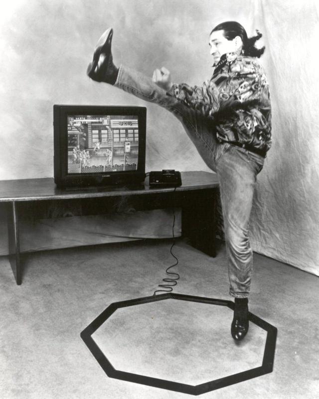 卡片游戏|曾经游戏界的万年老二,虽然拯救了街机市场,但却输掉了主机战争