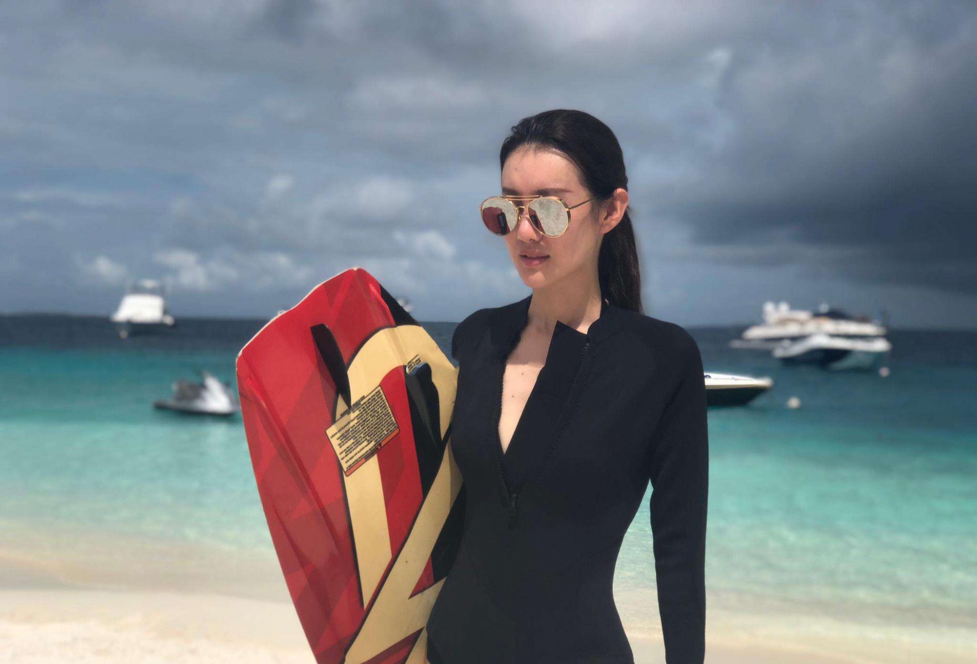 王宝强|王宝强与女友秘密领证？马蓉出面挑衅，竟意外暴露冯清的真实背景