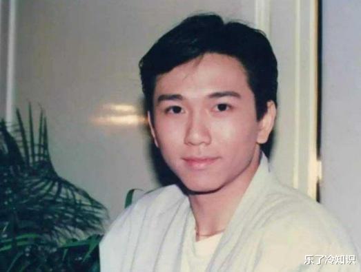 张柏芝|温兆伦亲吻第三任爱妻额头，两人常秀恩爱，小20岁妻子长相甜美