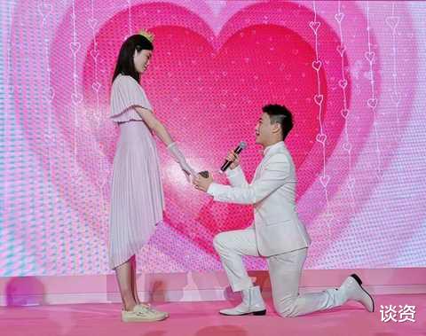 奚梦瑶|圆婆婆三男三女梦？奚梦瑶疑怀二胎，衣着宽松小腹凸起，孕味浓