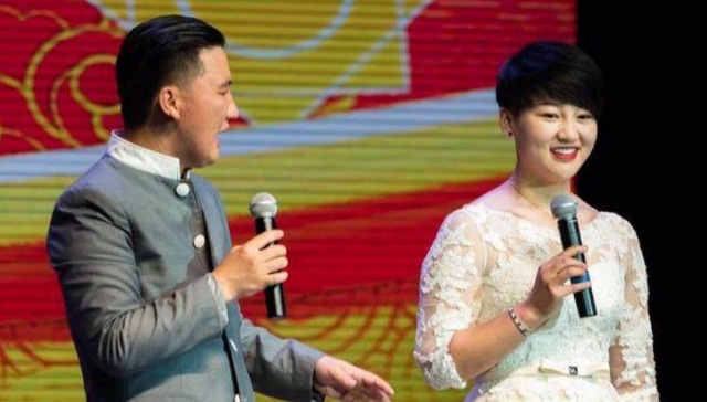 杨树林|赵本山徒弟胖丫刑满释放？杨树林带女儿苦等爱妻，终盼到一家团聚