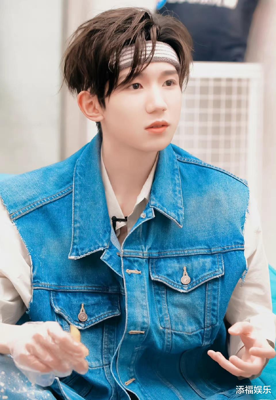 全新活动,代言齐上阵,王源的反应有些萌 - 165生活小常识网