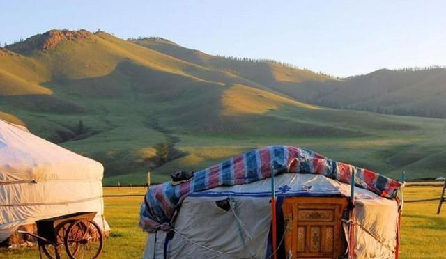 蒙古國宣佈：2025恢復傳統蒙古文，是否會影響與內蒙人民交流？-圖3