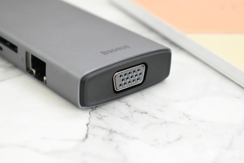 sevokk Macbook的完美搭档！倍思九合一Type-C 扩展坞，为你解决笔记本接口单一的烦恼
