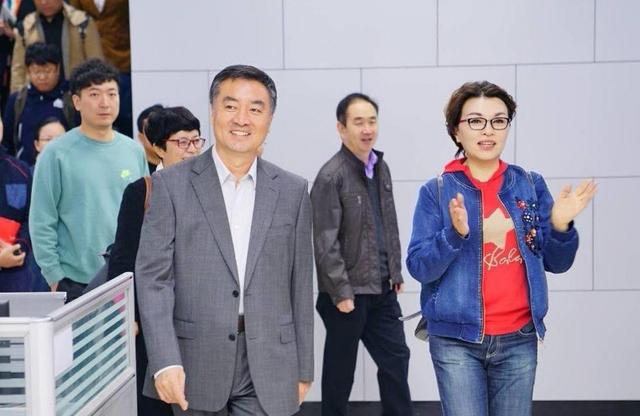 李瑞英|当年, 李瑞英儿子坠楼,央视演播厅里的她,强忍悲痛仍坚守岗位!