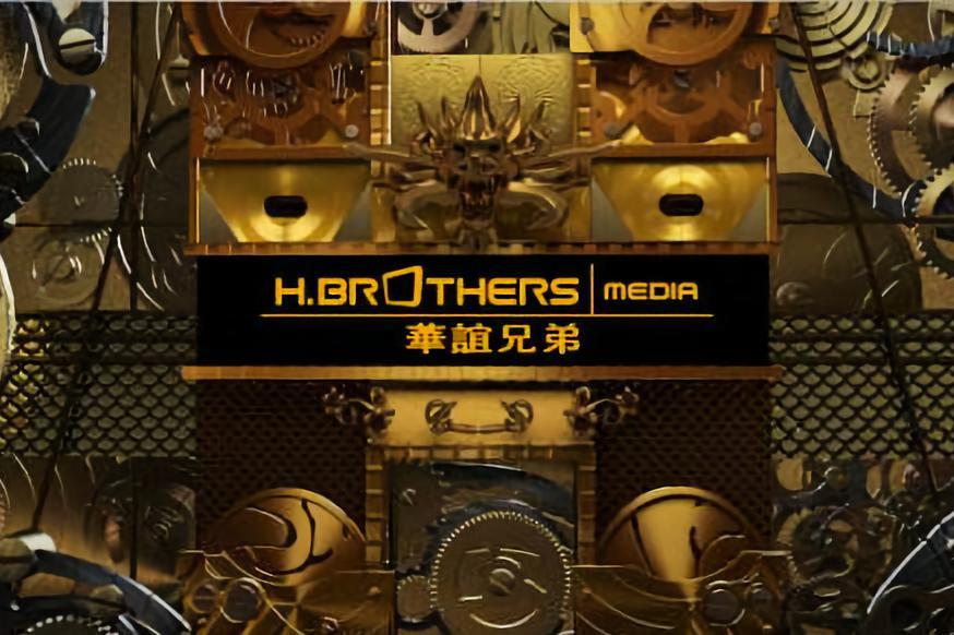 华谊兄弟|华谊兄弟：与冯小刚对赌，巨亏800亿，靠卖房还债