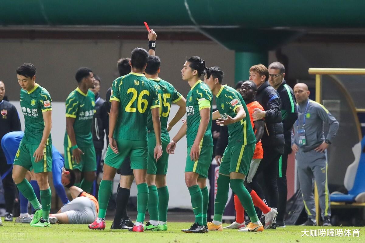 遼寧男籃|嚴(yán)懲國(guó)安惡劣球員！粗野打人引爆中超18人沖突，8倍鏡還原寒心1幕