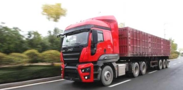 家有二宝育儿|就业市场的怪现象，这边大学生“求职难”，那边行业却“用工荒”