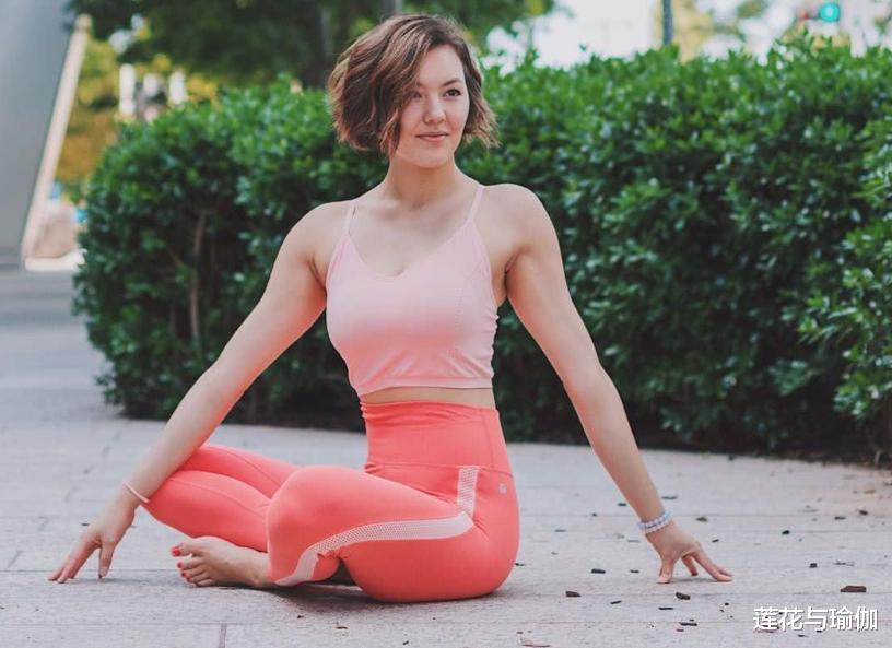 运动|瑜伽并非一时的心血来潮，坚持与努力，你会遇到更美好的自己！