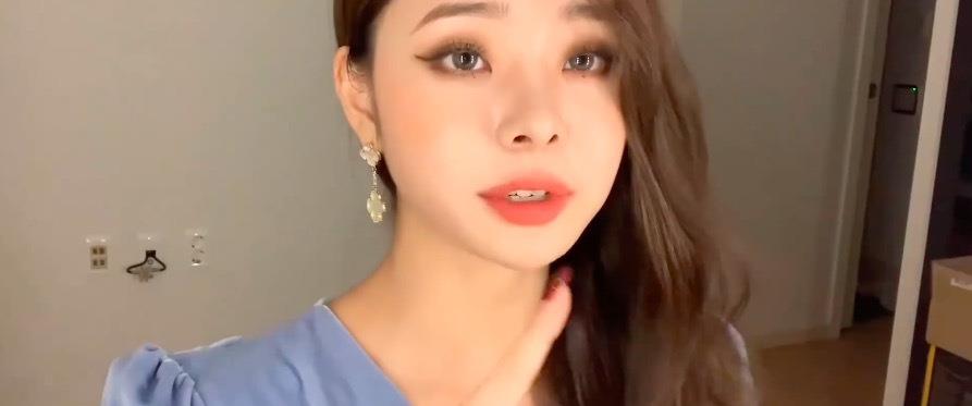 宋智雅 让男人沦陷，让女人大呼人间清醒的韩国妹子，因为一个恋综爆火