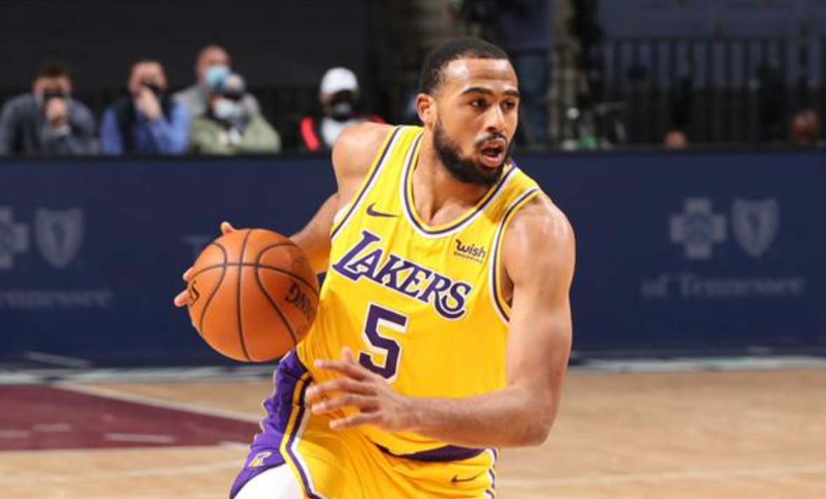 湖人队|刚出名就被盯上，多队有意湖人场均20+新星，詹姆斯成幕后推手