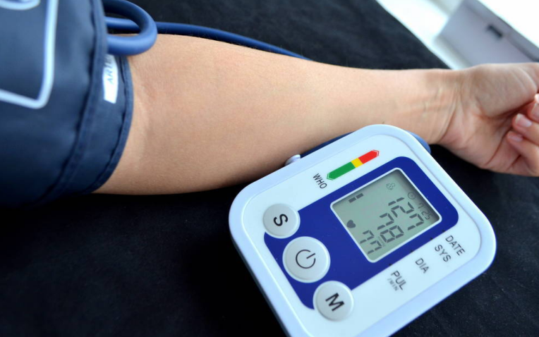 千金芳|吃黄瓜可以降血压？提醒：不想血压“飙升”，这3种食物尽量远离