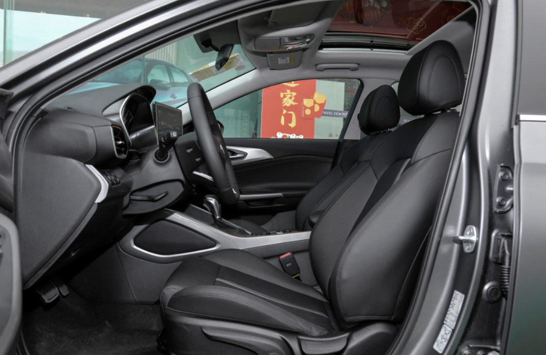 城市社评 现代菲斯塔:顶配15.48万,7.9秒破百,运动感爆棚,为何卖不过思域