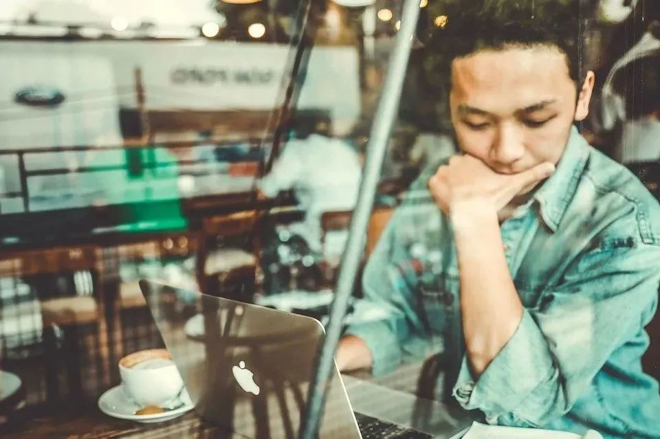 活在当下 ?每天冥想10分钟，大脑竟会发生惊人变化！持续一年效果更明显
