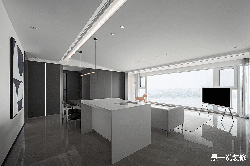 景一说装修|南京135㎡一线江景房，50万装修，电视背景是长江，真是太幸福了