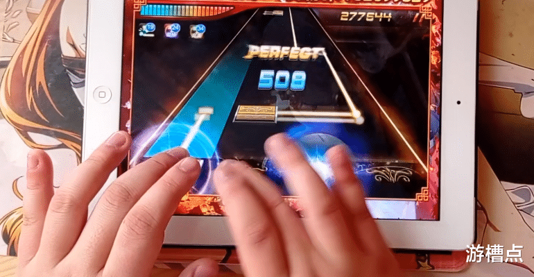 手机游戏|中国手游市场靠小众类型拯救？只要手速快，人人都能成为最强！