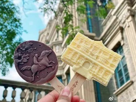 日本设计小站 三星堆雪糕出圈,掀起全国“雪糕文创大战”!各地脑洞大开,令人目不暇给!网友:眼睛和嘴,一起舒服了!