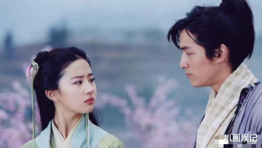 华晨宇|张碧晨逼婚华晨宇失败？后者有个圈外女友，可孩子曝光之后就掰了！