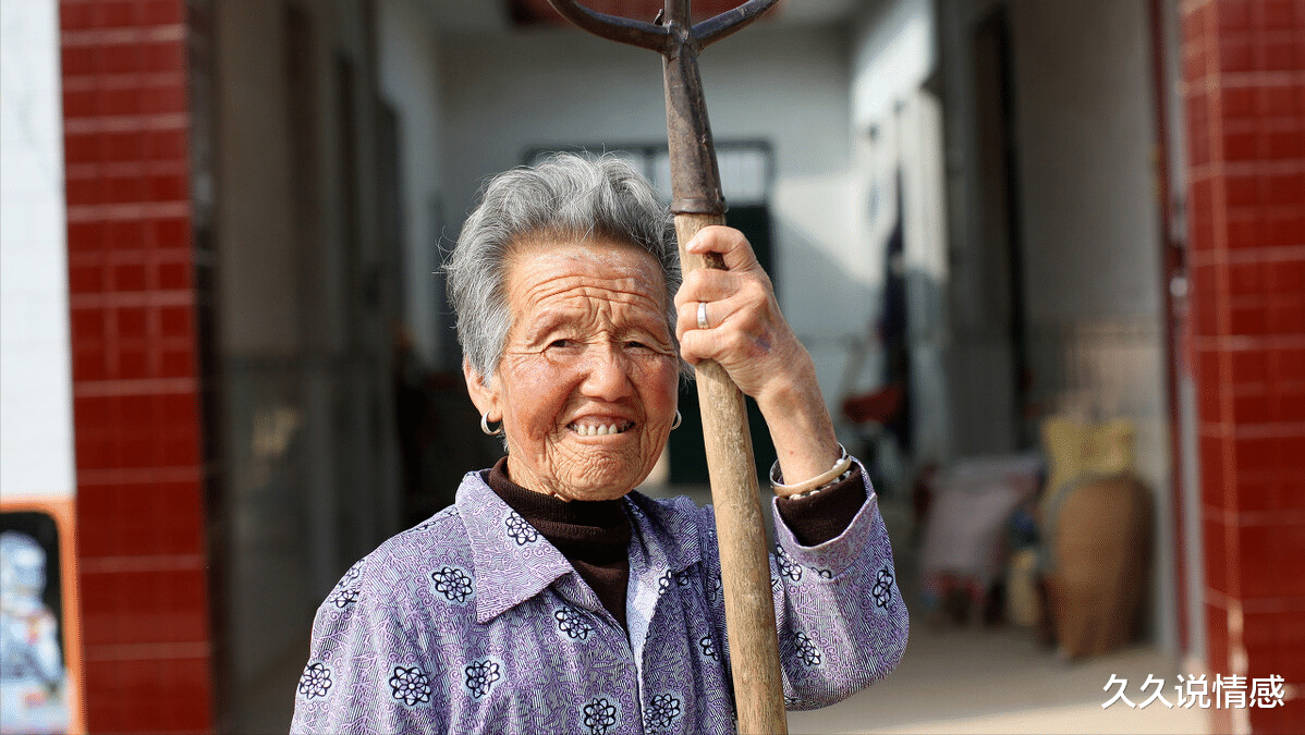 长寿|70岁阿姨哭诉：“家有长寿老人，子女遭罪”，道出了真实现状