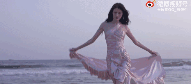 关晓彤|艾小羊：谁来救救关晓彤