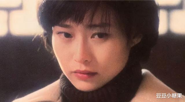 豆豆小糖果|张爱玲《红玫瑰与白玫瑰》：能吸引男人的女人，并不用一味地讨好