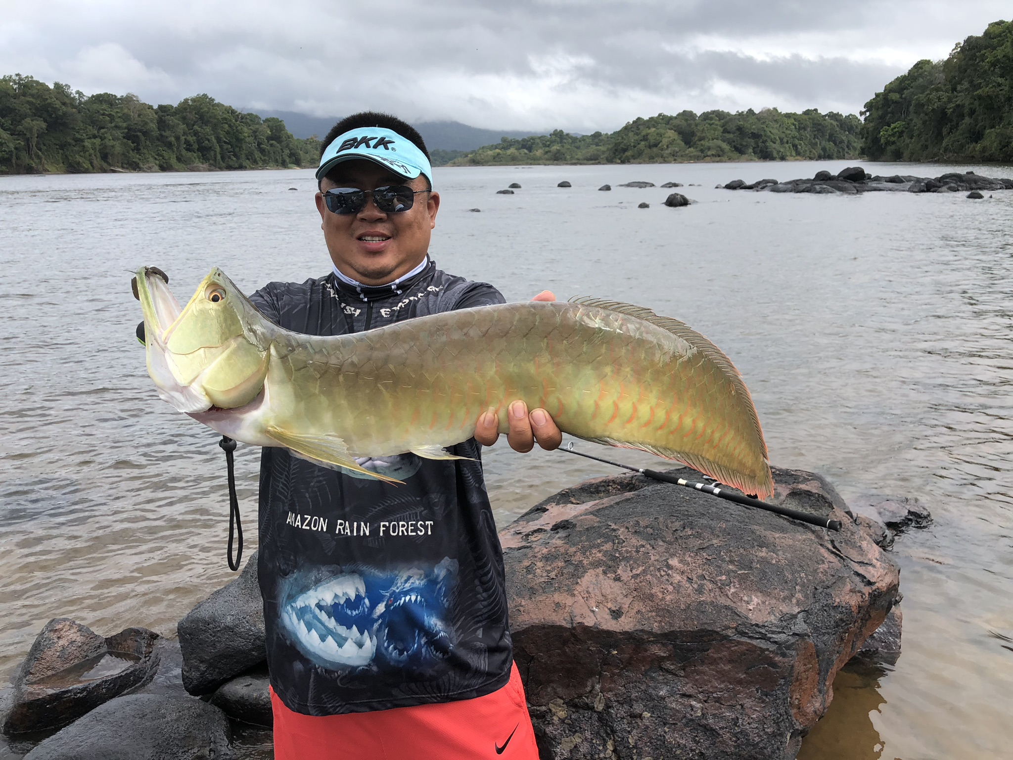 钓鱼|我堂堂一钓鱼的,年薪百万怎么了?