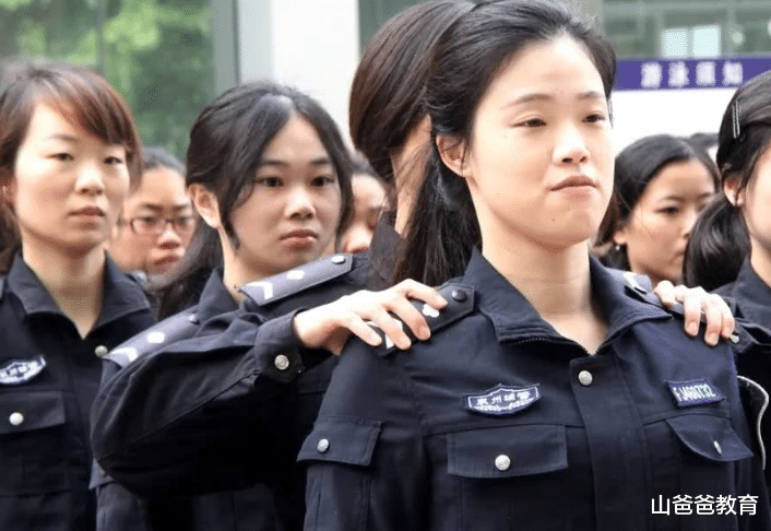 辅警|“年薪制”辅警公开招聘，有机会入正式编制，年薪有望达到15万元