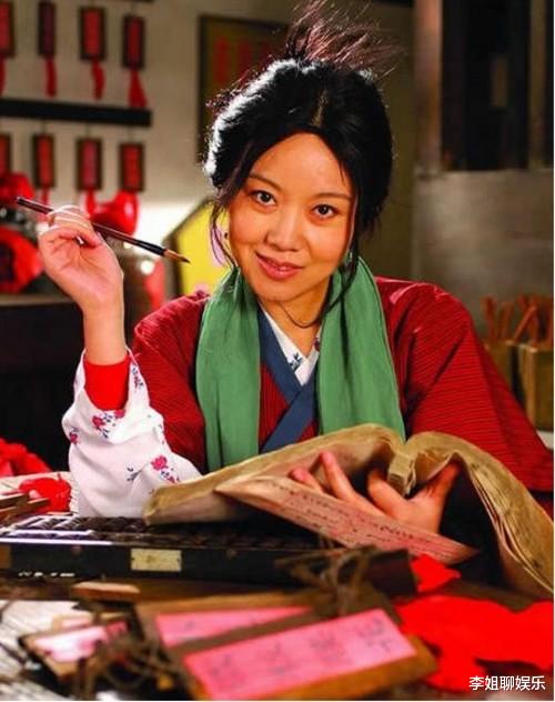 |《武林外传》中佟湘玉给员工的二钱银子，折算下来现在是多少钱