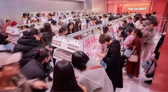 京东|六千亿美妆市场，“外卖”的想象空间有多大？
