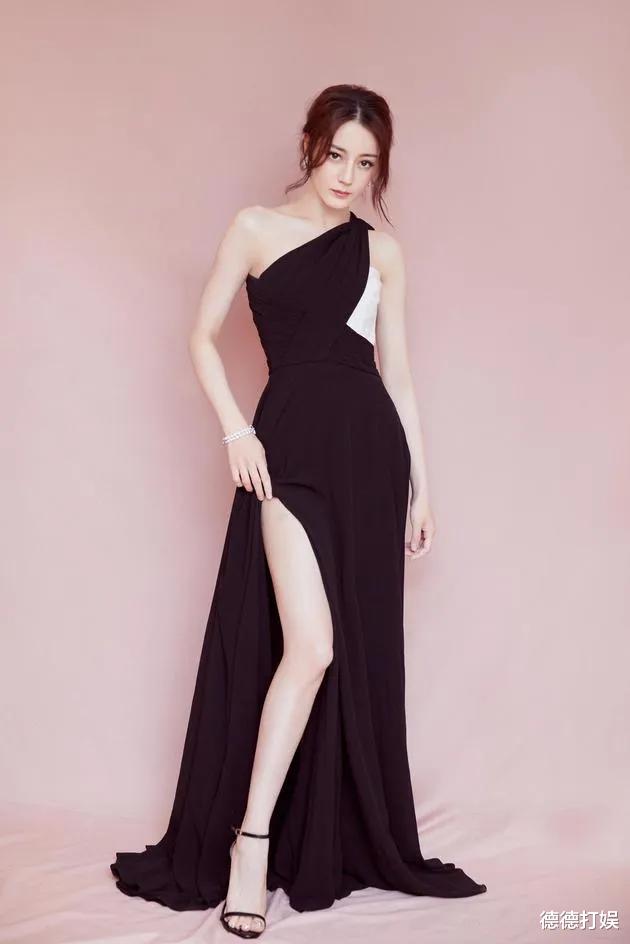 迪丽热巴|宅男福利！娱乐圈哪些女明星是靠腿出圈的？个个都是“腿精”！