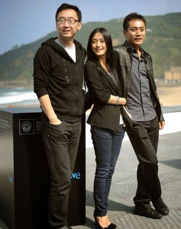 电影|女演员秦岚的瓜：为爱花光所有积蓄，如今也只是自食恶果罢了