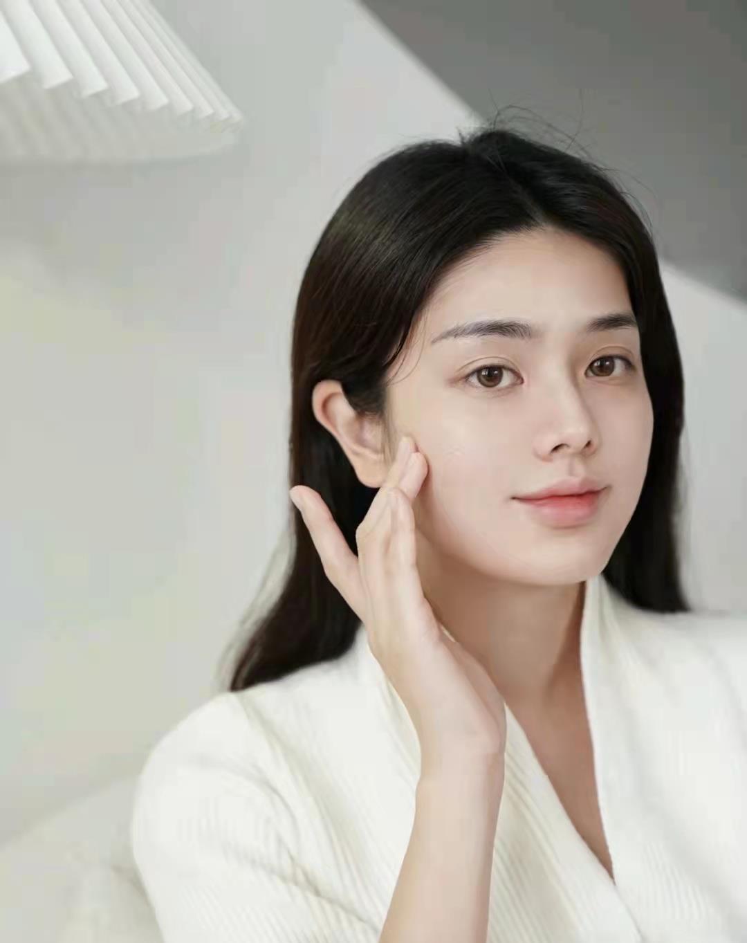 保湿 水乳不一定大牌才好用，这四款被忽略的国货水乳，保湿又补水