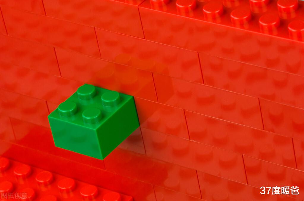 37度暖爸|专制型父母养不出独立的孩子,学不会断舍离,孩子难以成就