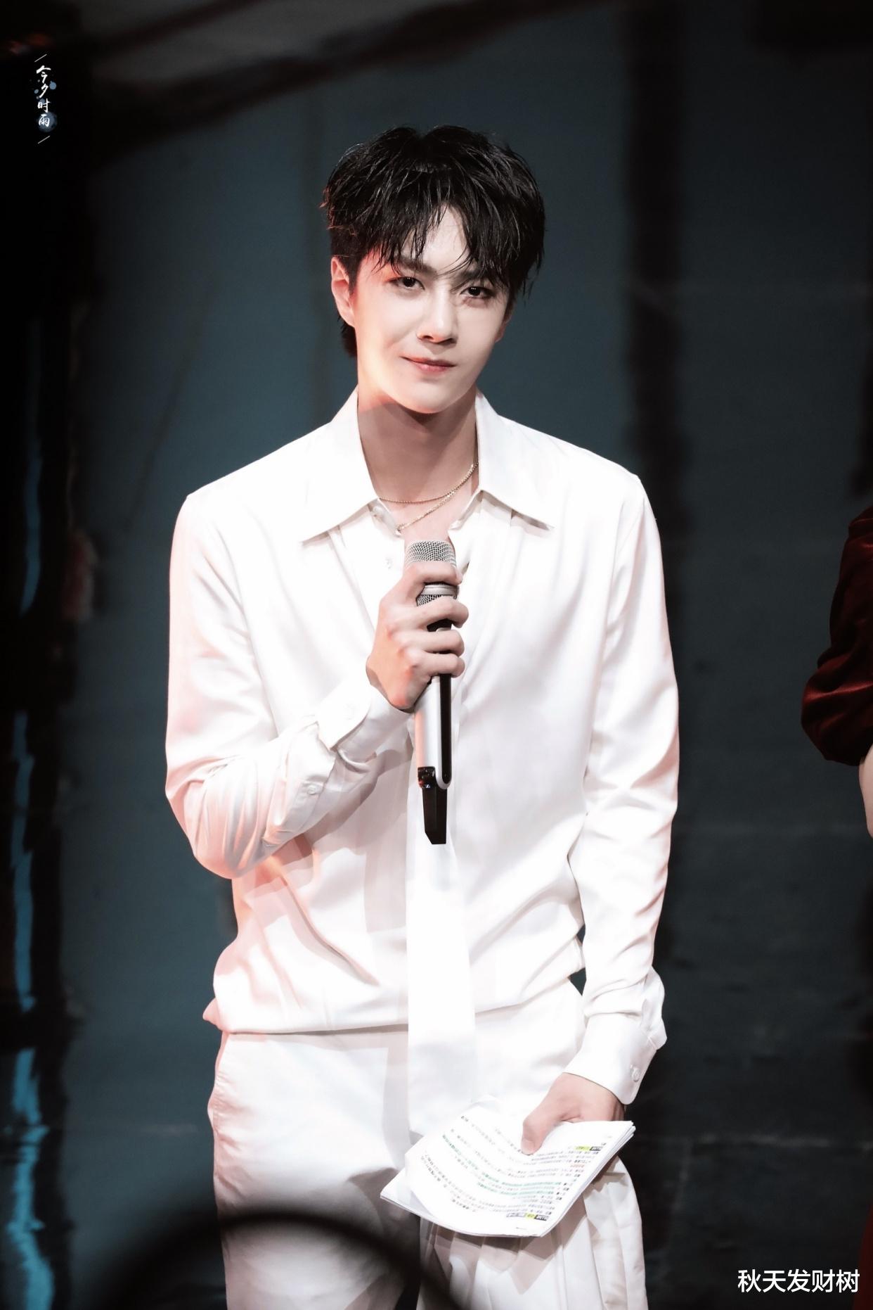 王一博|姚安娜邀王一博热舞！曝两人晚会合作已定，爱慕之心呼之欲出