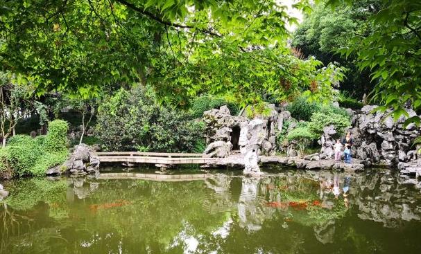 小巴风景线 江苏有个人文底蕴的古迹园林，拥有太白晨曦，现充满江南神韵！