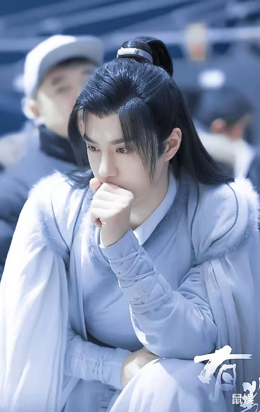 肖战|王一博低价截胡被拒？曝品牌方只钟意蔡徐坤，贵有贵的道理