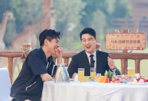 奔跑吧兄弟|近期公认最火10部综艺：极限垫底，奔跑吧第6，榜首实至名归！