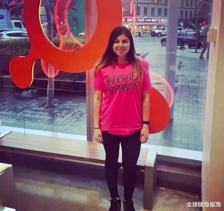 温碧霞|极致魅惑！曾扮演妲己的温碧霞，现在咋样了？