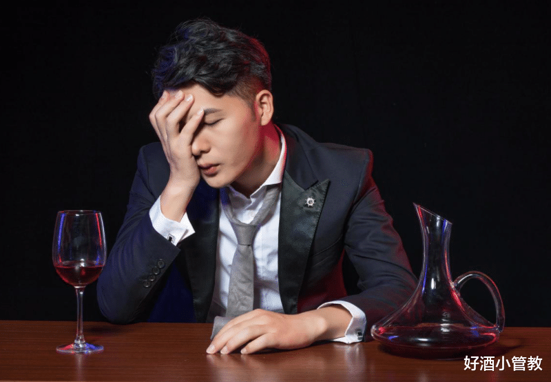 |白酒应当这么喝，不易上头不易醉，知道的却只有行家！