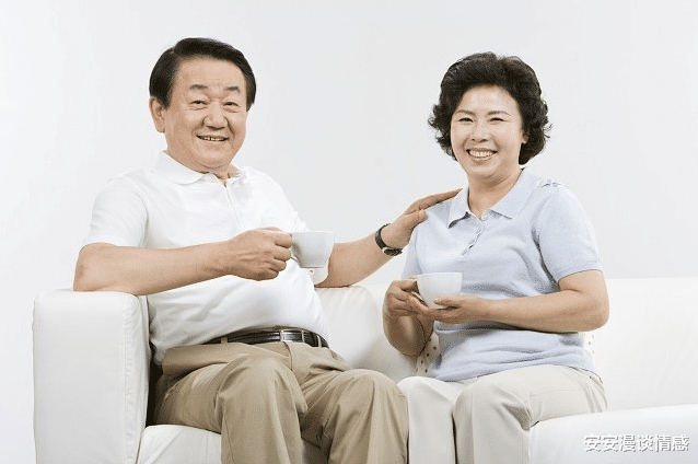 安安漫谈情感|50岁女人的自白:第一次跟老伴同房,是什么感受?惊心动魄