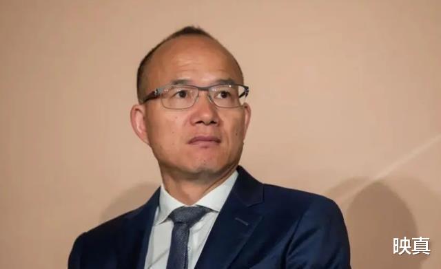 郭广昌 复旦老师逆袭上海首富，仅6年将4万变成662亿，后娶著名女主持