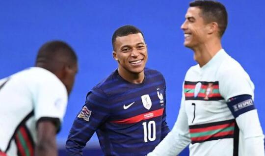 C罗|这场巅峰对决值得熬夜！央视直播，死亡之组谁死亡？C罗冲1神迹